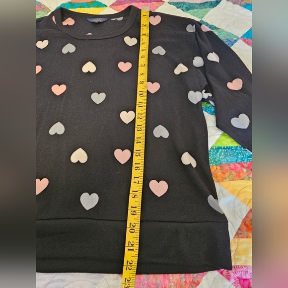 Rachel Roy Black w/ Pink, Grey Hearts Sweater Women's Size Small NWOT - Picture 5 of 9
